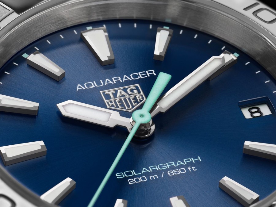 TAG Heuer Watches For Women | Tag Heuer Aquaracer Professional 200 Solargraph