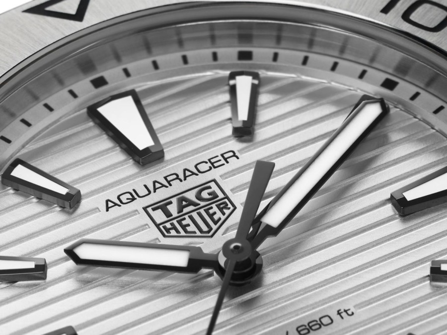 TAG Heuer Watches For Men | Tag Heuer Aquaracer Professional 200