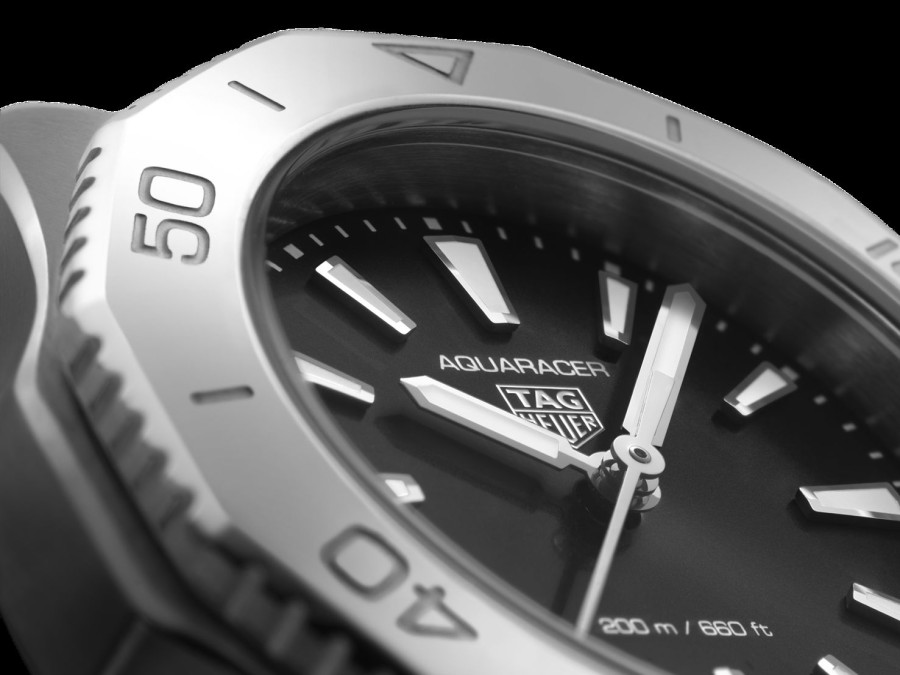 TAG Heuer Watches For Women | Tag Heuer Aquaracer Professional 200