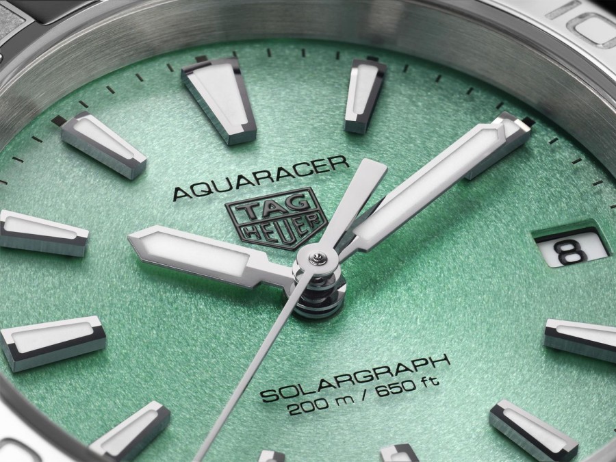 TAG Heuer Watches For Women | Tag Heuer Aquaracer Professional 200 Solargraph